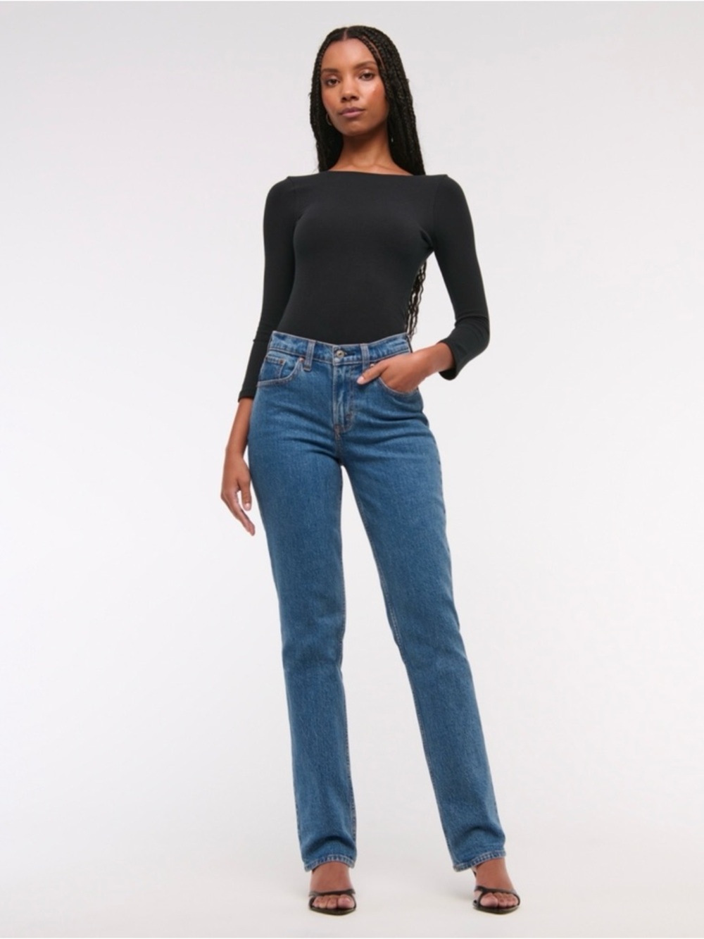Abercrombie Curve Love Mid Rise 90s Straight Jean Dark Blue, Size 31 Short